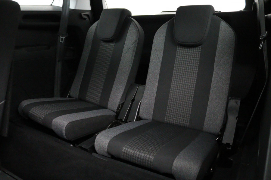 Peugeot 5008 1.2 PureTech*NAVI*CAM*HAAK*CRUISE*ECC*CARPLAY*7PER