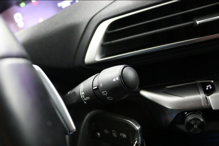 Peugeot 5008 1.2 PureTech*NAVI*CAM*HAAK*CRUISE*ECC*CARPLAY*7PER