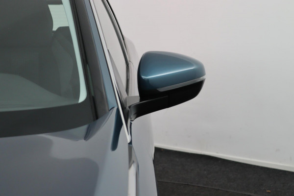 Peugeot 5008 1.2 PureTech*NAVI*CAM*HAAK*CRUISE*ECC*CARPLAY*7PER