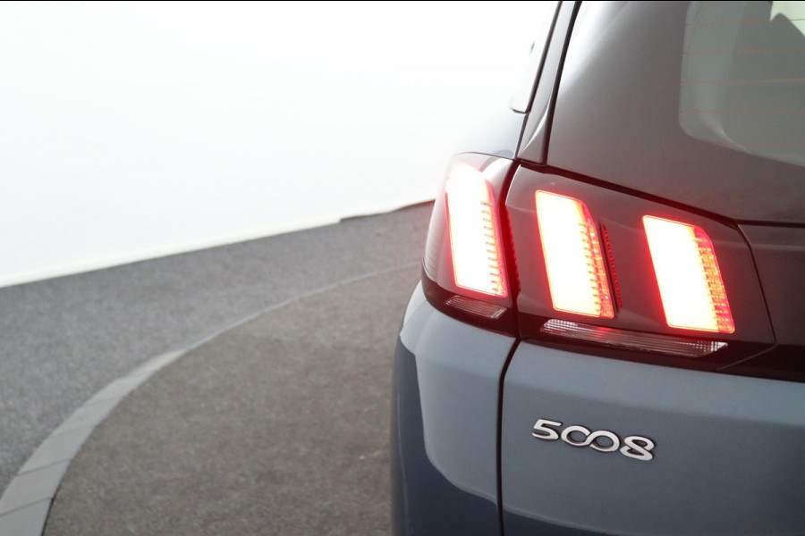 Peugeot 5008 1.2 PureTech*NAVI*CAM*HAAK*CRUISE*ECC*CARPLAY*7PER