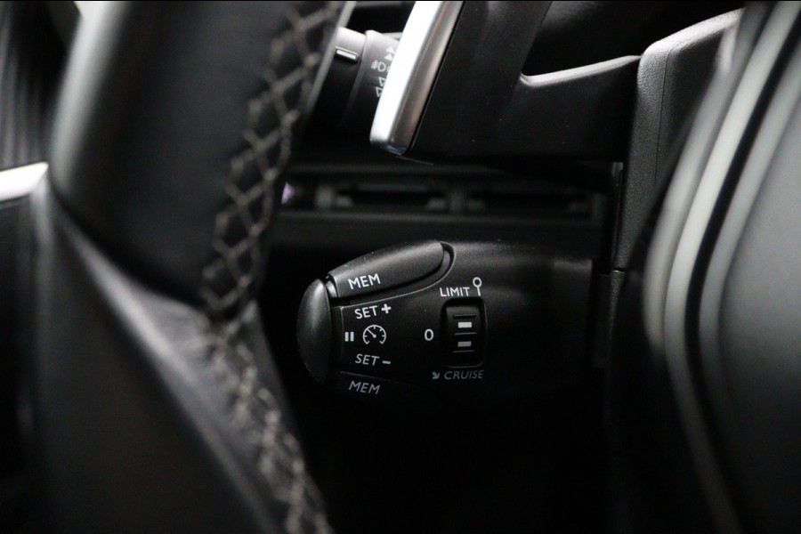 Peugeot 5008 1.2 PureTech*NAVI*CAM*HAAK*CRUISE*ECC*CARPLAY*7PER