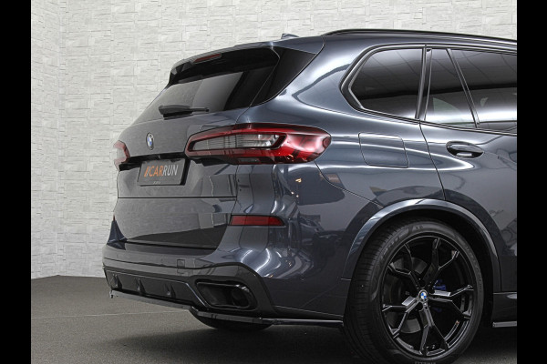 BMW X5 45e M-Stoelen | M-Performance | 360 Camera | ACC | Indiv. Leder | Harman-Kardon | Laser-LED | Keyless-Entry | Stoelventilatie | Head-Up | Memory | 21'' | Sfeerverlichting | Trekhaak | Luchtvering | Rij-Assistent Pro | Carplay | Black-Optic | Draadloos Laden.