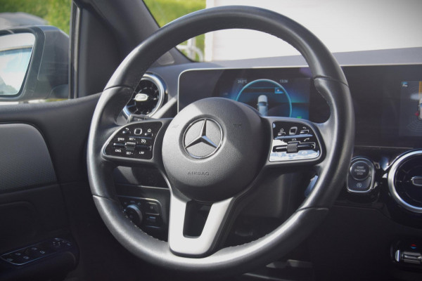 Mercedes-Benz B-Klasse 160 Advantage CAMERA/LED KOPLAMPEN/NL AUTO Mercedes-Benz B-Klasse 160 Advantage CAMERA/LED KOPLAMPEN/NL AUTO