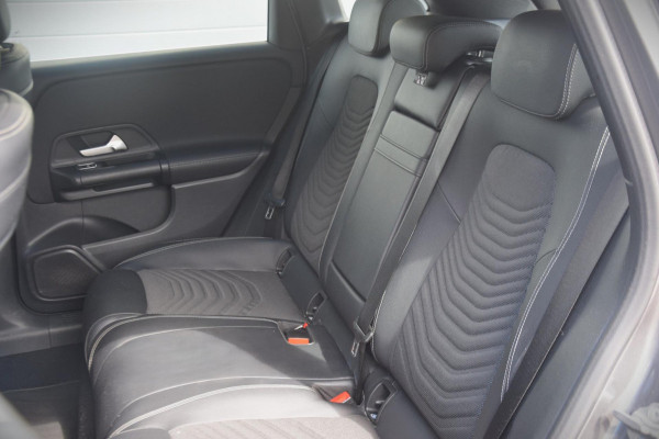 Mercedes-Benz B-Klasse 160 Advantage CAMERA/LED KOPLAMPEN/NL AUTO Mercedes-Benz B-Klasse 160 Advantage CAMERA/LED KOPLAMPEN/NL AUTO