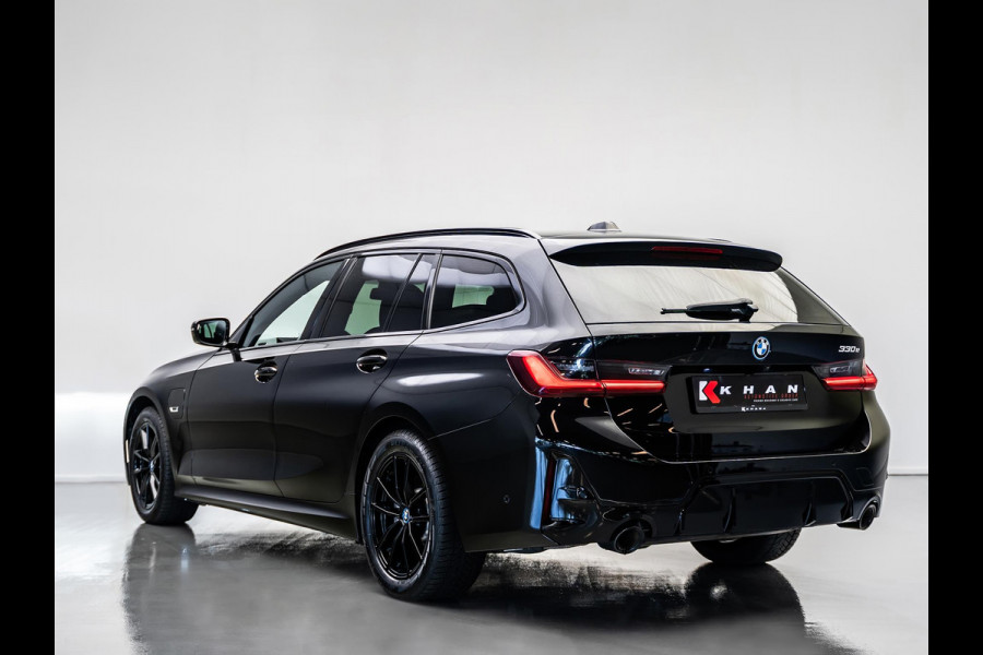 BMW 3 Serie Touring 330e |M-Pakket|Facelift|Ambient|Elek. Stoelen|Dodehoek|