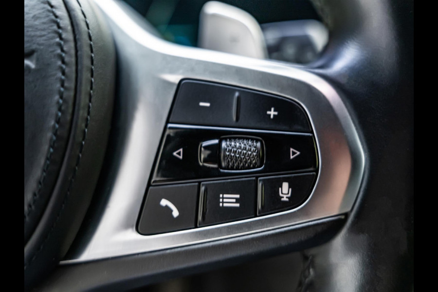 BMW 3 Serie Touring 330e |M-Pakket|Facelift|Ambient|Elek. Stoelen|Dodehoek|