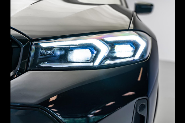 BMW 3 Serie Touring 330e |M-Pakket|Facelift|Ambient|Elek. Stoelen|Dodehoek|