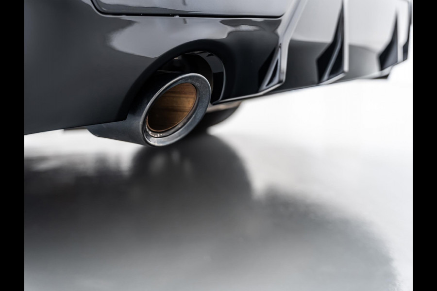 BMW 3 Serie Touring 330e |M-Pakket|Facelift|Ambient|Elek. Stoelen|Dodehoek|