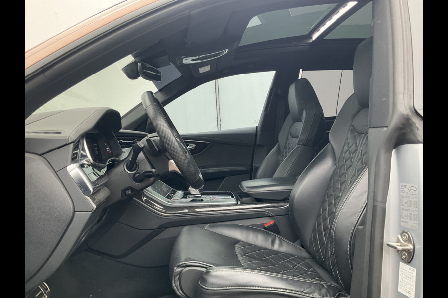Audi Q8 4.0 TDI SQ8 NightVision Carboninleg B&O Sfeerverl HUD 360° Trekhaak Audi Q8 4.0 TDI SQ8 NightVision Carboninleg B&O Sfeerverl HUD 360° Trekhaak