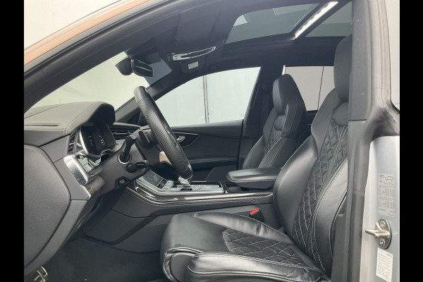 Audi Q8 4.0 TDI SQ8 NightVision Carboninleg B&O Sfeerverl HUD 360° Trekhaak Audi Q8 4.0 TDI SQ8 NightVision Carboninleg B&O Sfeerverl HUD 360° Trekhaak