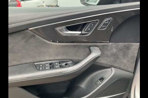 Audi Q8 4.0 TDI SQ8 NightVision Carboninleg B&O Sfeerverl HUD 360° Trekhaak Audi Q8 4.0 TDI SQ8 NightVision Carboninleg B&O Sfeerverl HUD 360° Trekhaak