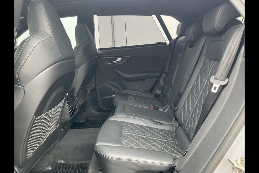 Audi Q8 4.0 TDI SQ8 NightVision Carboninleg B&O Sfeerverl HUD 360° Trekhaak Audi Q8 4.0 TDI SQ8 NightVision Carboninleg B&O Sfeerverl HUD 360° Trekhaak