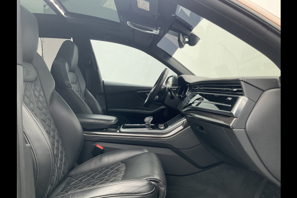 Audi Q8 4.0 TDI SQ8 NightVision Carboninleg B&O Sfeerverl HUD 360° Trekhaak Audi Q8 4.0 TDI SQ8 NightVision Carboninleg B&O Sfeerverl HUD 360° Trekhaak