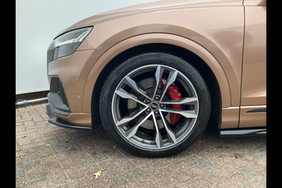 Audi Q8 4.0 TDI SQ8 NightVision Carboninleg B&O Sfeerverl HUD 360° Trekhaak Audi Q8 4.0 TDI SQ8 NightVision Carboninleg B&O Sfeerverl HUD 360° Trekhaak