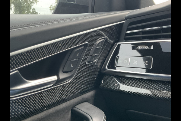 Audi Q8 4.0 TDI SQ8 NightVision Carboninleg B&O Sfeerverl HUD 360° Trekhaak Audi Q8 4.0 TDI SQ8 NightVision Carboninleg B&O Sfeerverl HUD 360° Trekhaak