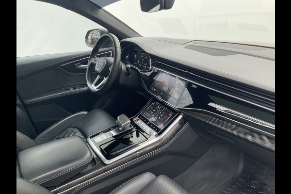 Audi Q8 4.0 TDI SQ8 NightVision Carboninleg B&O Sfeerverl HUD 360° Trekhaak Audi Q8 4.0 TDI SQ8 NightVision Carboninleg B&O Sfeerverl HUD 360° Trekhaak