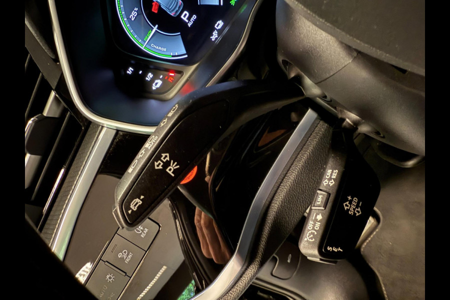 Audi Q3 Sportback 45 TFSI e 2X S-LINE BLACK-LINE 19'' V-COCKPIT/NAVI/DAB/LED/ECC/PDC/CRUISE/KEYLESS///