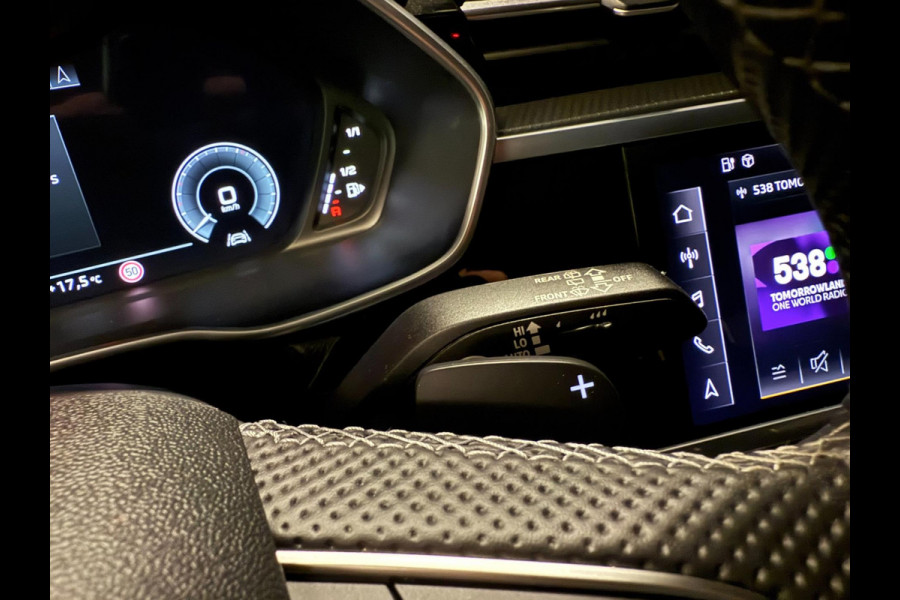 Audi Q3 Sportback 45 TFSI e 2X S-LINE BLACK-LINE 19'' V-COCKPIT/NAVI/DAB/LED/ECC/PDC/CRUISE/KEYLESS///