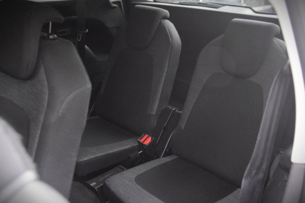Citroën Grand C4 Spacetourer 1.2 PureTech Business 7P/VERWARMDE VOORSTOELEN/APPLE CARPLAY