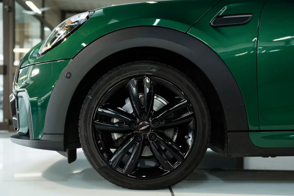 MINI 1.5 Cooper John Cooper Works ** LED, JCW SPORTST, PANORAMA, ACC, HuD, VERW. STUUR ** 1e EIG - 24.550km. - UNFALLFREI ** ** INFORMEER OOK NAAR ONZE AANTREKKELIJKE FINANCIAL-LEASE TARIEVEN **
