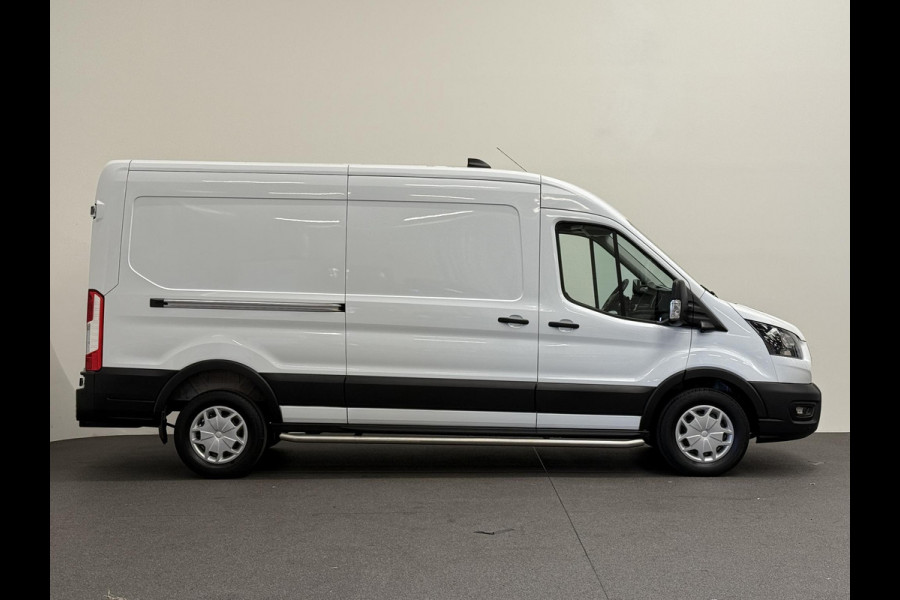 Ford Transit 330 2.0 TDCI Automaat L3H2 Trend Airco Navi Trekhaak Cruise Control Camera Side bars Ford Transit 330 2.0 TDCI Automaat L3H2 Trend Airco Navi Trekhaak Cruise Control Camera Side bars