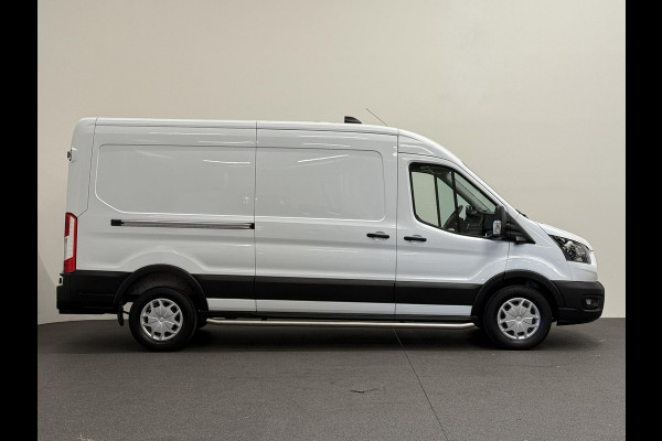 Ford Transit 330 2.0 TDCI Automaat L3H2 Trend Airco Navi Trekhaak Cruise Control Camera Side bars Ford Transit 330 2.0 TDCI Automaat L3H2 Trend Airco Navi Trekhaak Cruise Control Camera Side bars