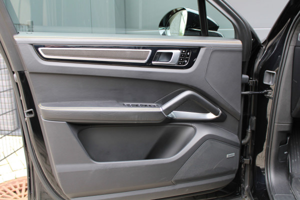 Porsche Cayenne Coupé 4.0 Turbo S E-Hybrid | NAP | KERAMISCH | SOFT-CLOSE | PANO | STOELKOELING | BOSE | 360 | MEMORY |