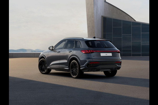 Audi Q5 S edition 2.0 TFSI e 220 kW / 299 PK SUV | Optiekpakket zwart | Techniekpakket plus | Elektrische stoelen voor | Ambiente verlichting | Audi Q5 S edition 2.0 TFSI e 220 kW / 299 PK SUV | Optiekpakket zwart | Techniekpakket plus | Elektrische stoelen voor | Ambiente verlichting |