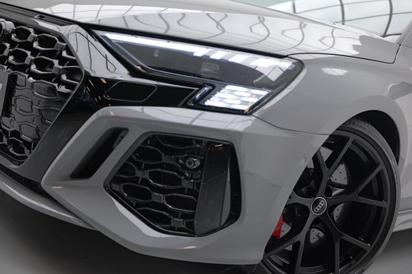 Audi RS3 Sportback 2.5 TFSI Quattro |Pano|Massage|Ceramic|Carbon|Memory|VOLL|