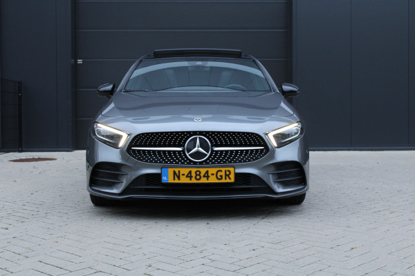 Mercedes-Benz A-Klasse 200 Business Solution AMG | PANO | MEMORY | CAMERA | ACC | SFEER | CARPLAY |