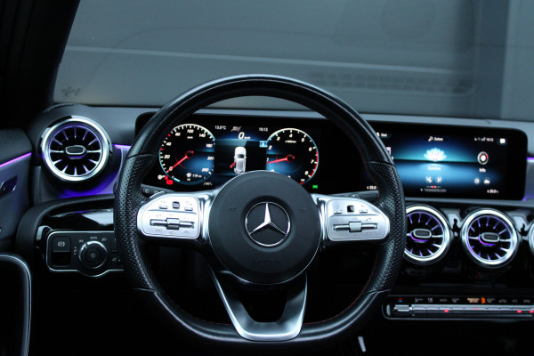 Mercedes-Benz A-Klasse 200 Business Solution AMG | PANO | MEMORY | CAMERA | ACC | SFEER | CARPLAY |