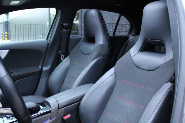 Mercedes-Benz A-Klasse 200 Business Solution AMG | PANO | MEMORY | CAMERA | ACC | SFEER | CARPLAY |