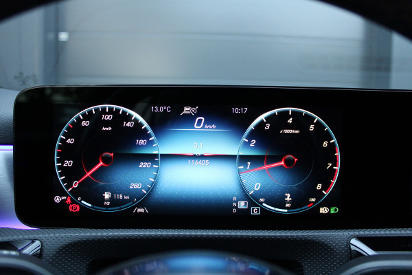 Mercedes-Benz A-Klasse 200 Business Solution AMG | PANO | MEMORY | CAMERA | ACC | SFEER | CARPLAY |