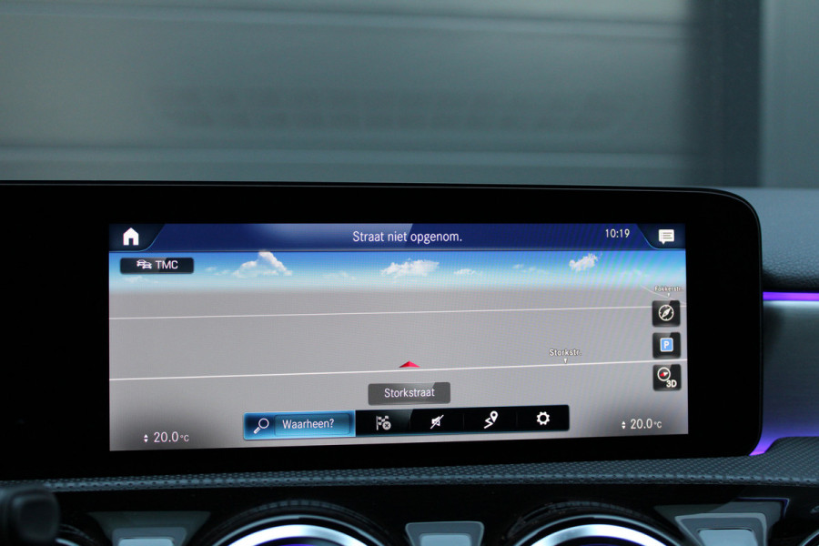 Mercedes-Benz A-Klasse 200 Business Solution AMG | PANO | MEMORY | CAMERA | ACC | SFEER | CARPLAY |
