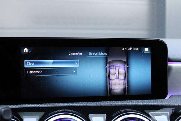 Mercedes-Benz A-Klasse 200 Business Solution AMG | PANO | MEMORY | CAMERA | ACC | SFEER | CARPLAY |