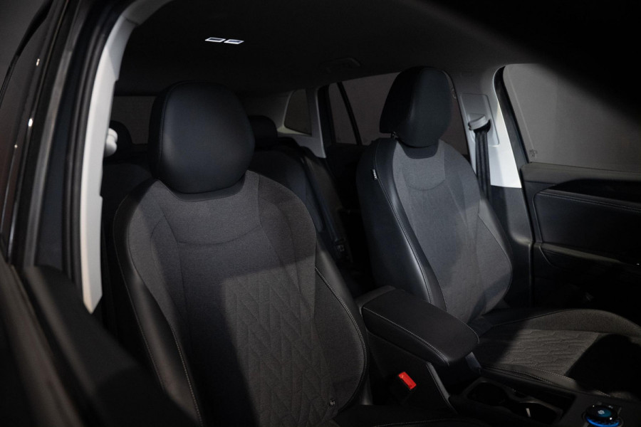 Volkswagen Tiguan 1.5 eTSI Life Edition | Camera | Winter Pack | ACC