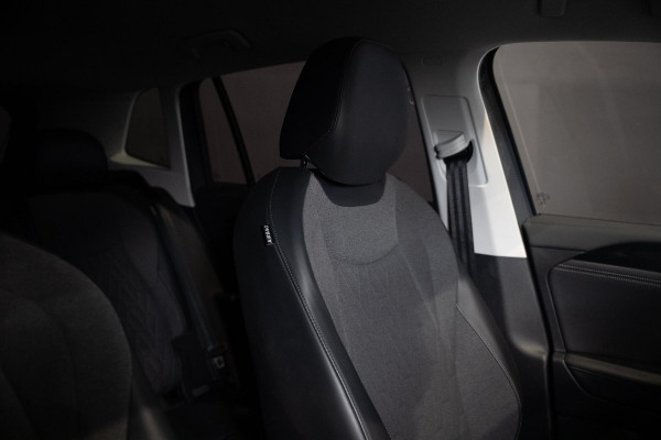 Volkswagen Tiguan 1.5 eTSI Life Edition | Camera | Winter Pack | ACC