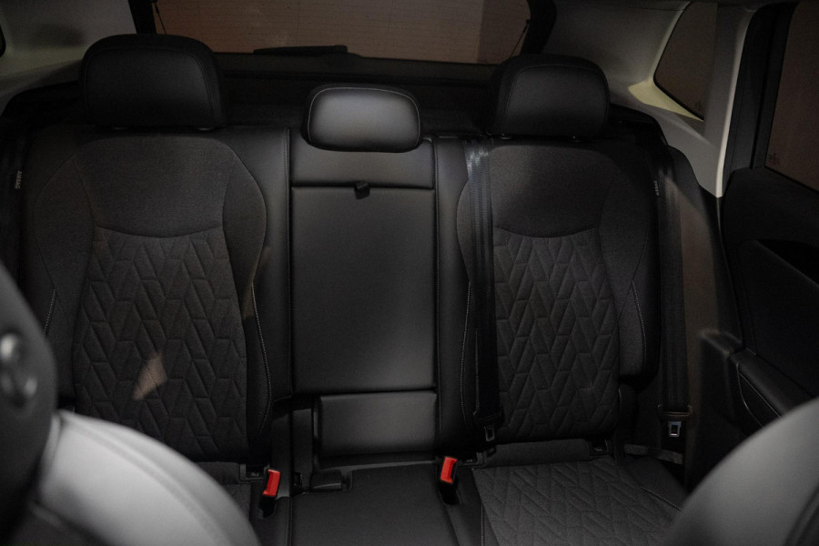 Volkswagen Tiguan 1.5 eTSI Life Edition | Camera | Winter Pack | ACC