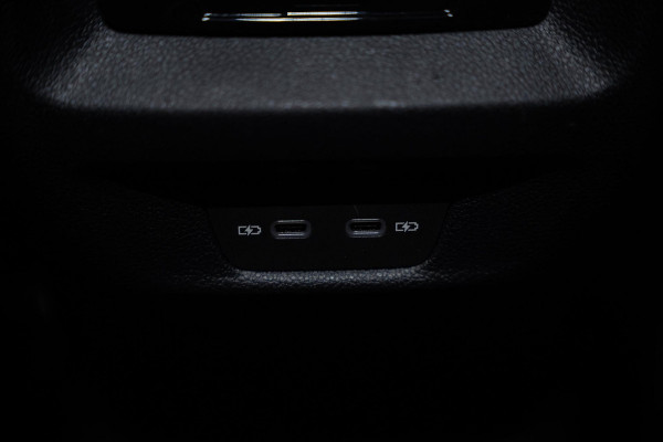Volkswagen Tiguan 1.5 eTSI Life Edition | Camera | Winter Pack | ACC