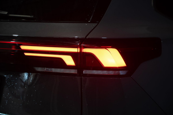 Volkswagen Tiguan 1.5 eTSI Life Edition | Camera | Winter Pack | ACC