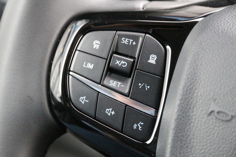 Ford Transit Custom 2.0 TDCI 136 | KAR-edition | LED | Camera | Navi | Clima..