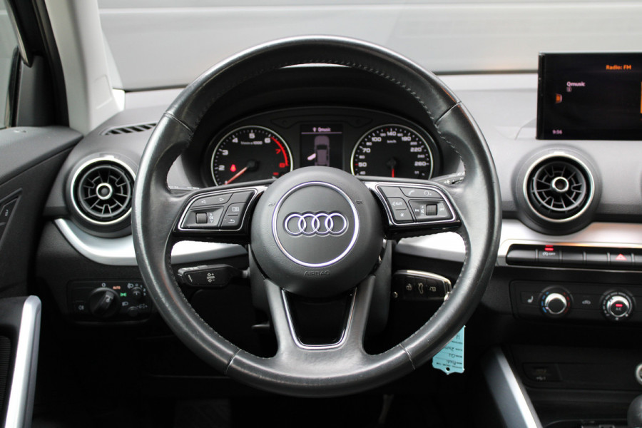 Audi Q2 35 TFSI CoD Sport | STOELVERWARMING | NAVI | CRUISE | 19 INCH | PDC ACHTER |