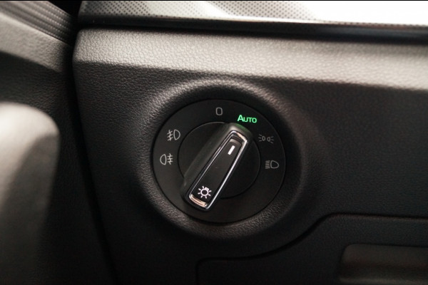 Škoda SCALA 1.5 TSI 150pk DSG Sport Business -PANO-NAVI-ECC-DIGI-