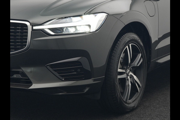Volvo XC60 T8 Twin Engine AWD R-Design Plug In Hybrid 391pk Dealer O.H PHEV | Panodak | Camera | Apple Carplay | Lederen Sportstoelen Memory & Verwarmd | Sporstuur | Keyless | Navigatie | Virtual | DAB |