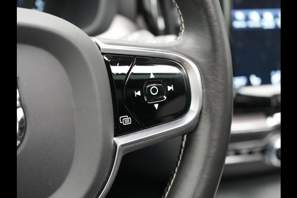 Volvo XC60 T8 Twin Engine AWD R-Design Plug In Hybrid 391pk Dealer O.H PHEV | Panodak | Camera | Apple Carplay | Lederen Sportstoelen Memory & Verwarmd | Sporstuur | Keyless | Navigatie | Virtual | DAB |