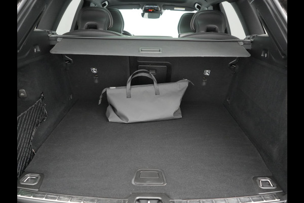 Volvo XC60 T8 Twin Engine AWD R-Design Plug In Hybrid 391pk Dealer O.H PHEV | Panodak | Camera | Apple Carplay | Lederen Sportstoelen Memory & Verwarmd | Sporstuur | Keyless | Navigatie | Virtual | DAB |