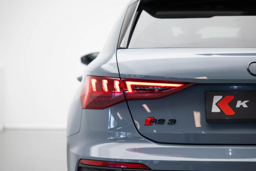 Audi RS3 Sportback 2.5 TFSI quattro |Pano|Massage|B&O|Carbon|