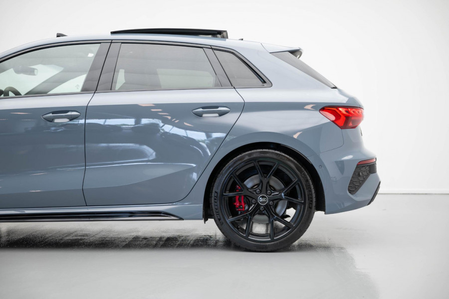 Audi RS3 Sportback 2.5 TFSI quattro |Pano|Massage|B&O|Carbon|