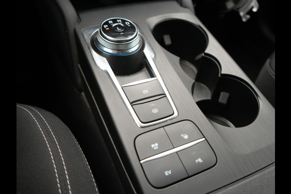 Ford Kuga 2.5 Titanium Plug In Hybrid 225pk Dealer O.H. PHEV | Trekhaak Af Fabriek | Adaptive Cruise | Blis | Sportstoelen Vewarmd | Pilot Assist | Apple Carplay | Camera | Lane Assist | Navigatie | Virtual | DAB |