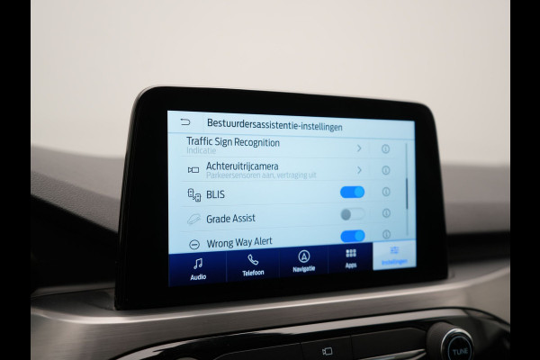 Ford Kuga 2.5 Titanium Plug In Hybrid 225pk Dealer O.H. PHEV | Trekhaak Af Fabriek | Adaptive Cruise | Blis | Sportstoelen Vewarmd | Pilot Assist | Apple Carplay | Camera | Lane Assist | Navigatie | Virtual | DAB |